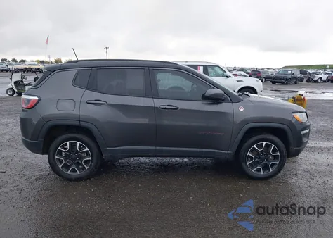 2020 Jeep Compass Trailhawk 4X4 from USA, damaged, VIN 3C4NJDDB9LT170726